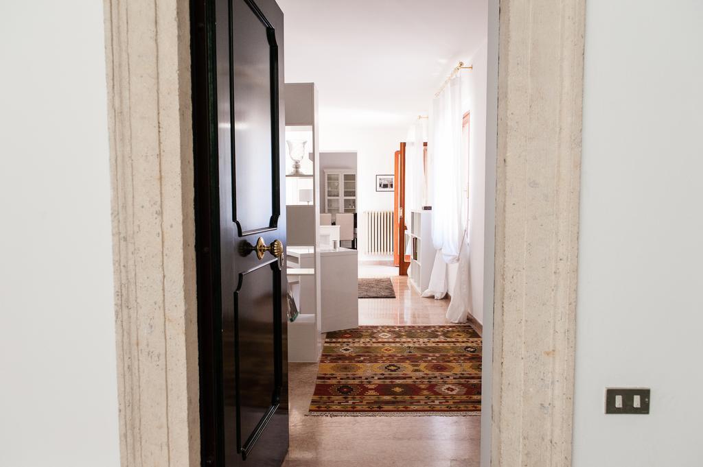 ヴェローナItalianflat - Palazzo Zeinerアパートメント エクステリア 写真