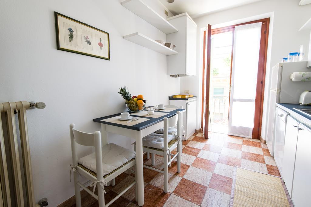 ヴェローナItalianflat - Palazzo Zeinerアパートメント 部屋 写真