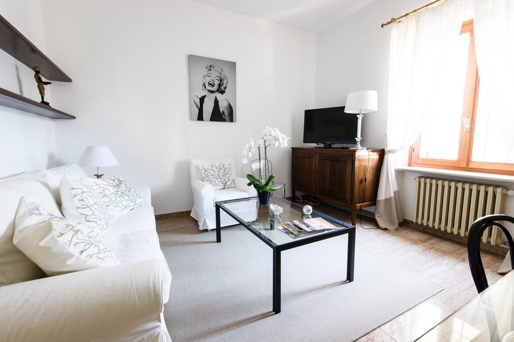 ヴェローナItalianflat - Palazzo Zeinerアパートメント エクステリア 写真