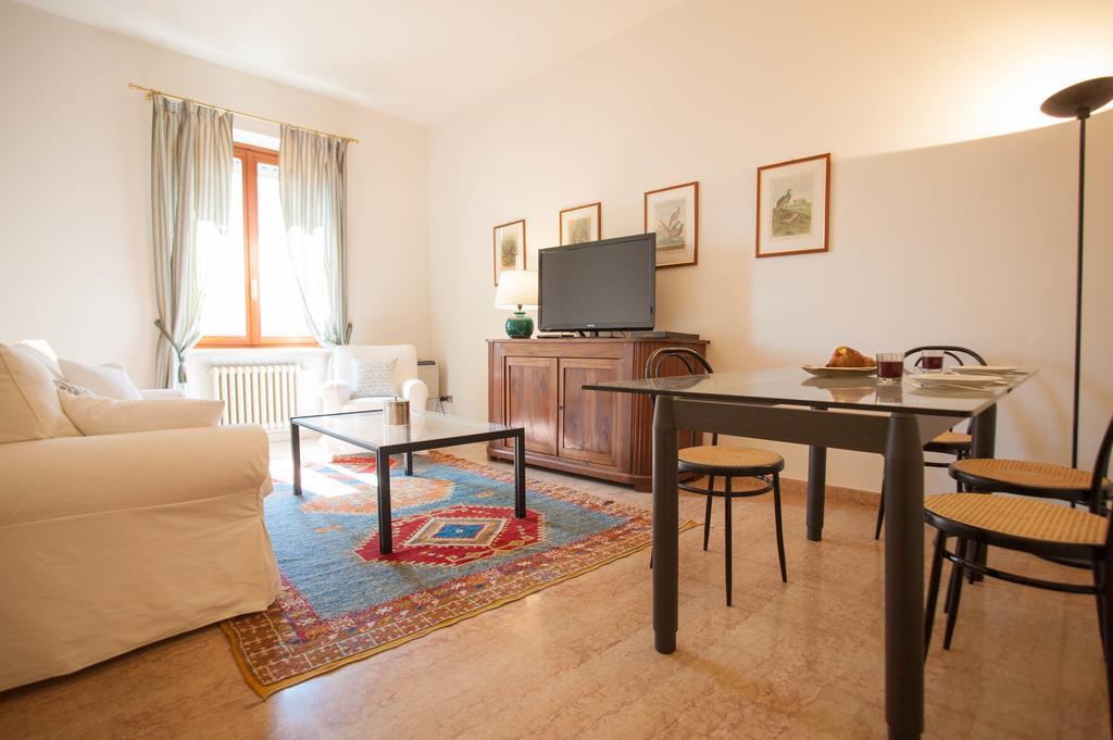 ヴェローナItalianflat - Palazzo Zeinerアパートメント エクステリア 写真